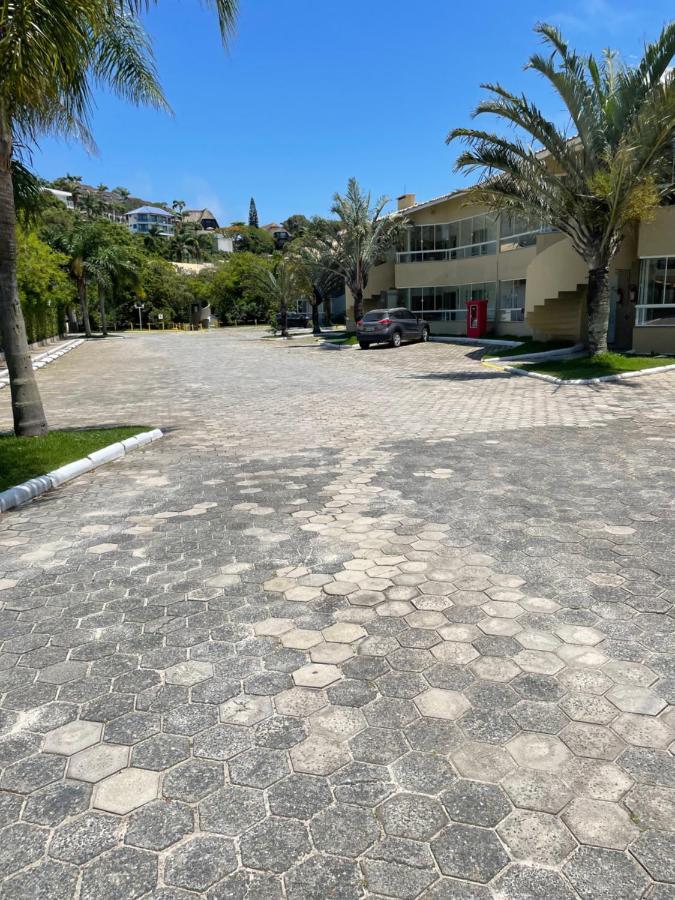 Apto Em Condominio No Centro De Bombinhas, Proximo Da Praia エクステリア 写真