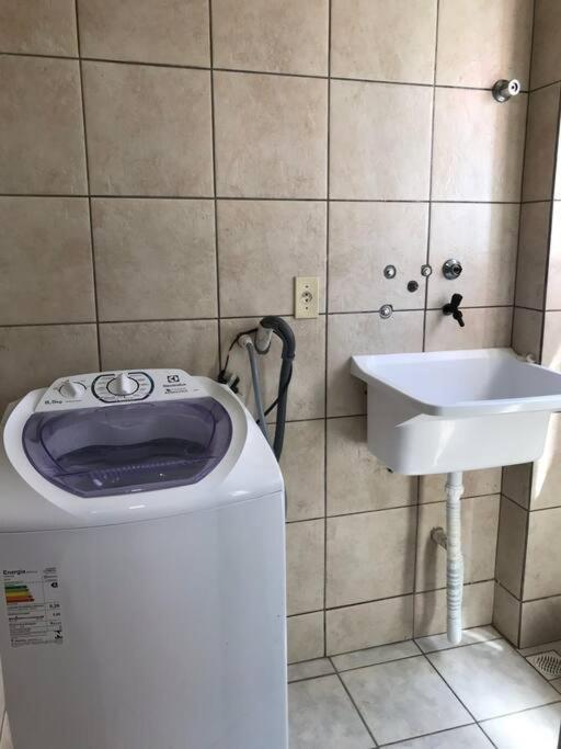 Apto Em Condominio No Centro De Bombinhas, Proximo Da Praia エクステリア 写真