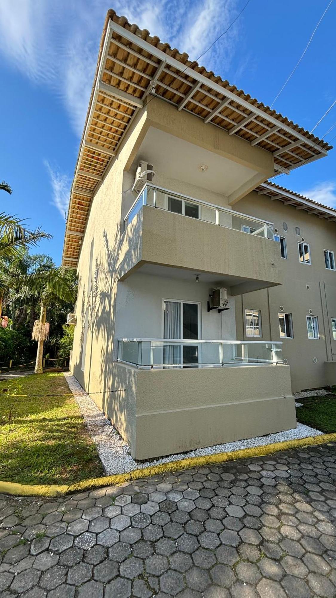 Apto Em Condominio No Centro De Bombinhas, Proximo Da Praia エクステリア 写真